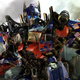 Illustration for article titled We saw 15 minutes of 3D Transformers footage with Michael Bay and James Cameron